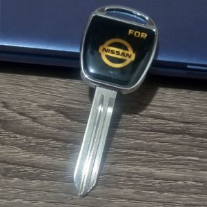 Bahan kunci duplikat Nissan terrano nissan Navara
