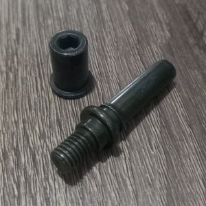 Baut tahanan kampas rem cakram universal kaliper